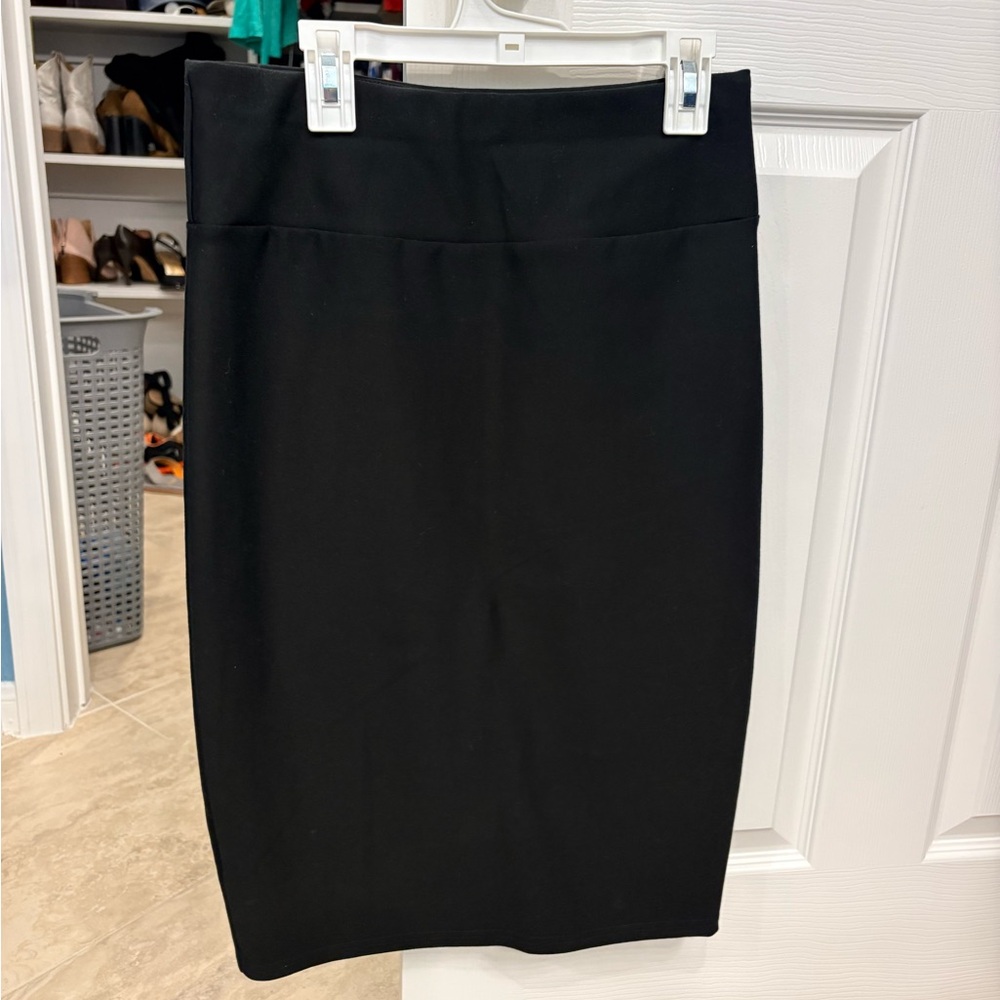 Classic Black Pencil Skirt - Women's Workwear